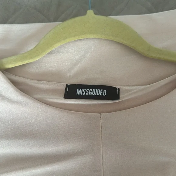 Misguided 2 Piece Outfits Set Long Sleeve Crop Top Midi Skirt Sz 4 Color Beige - Picture 9 of 10